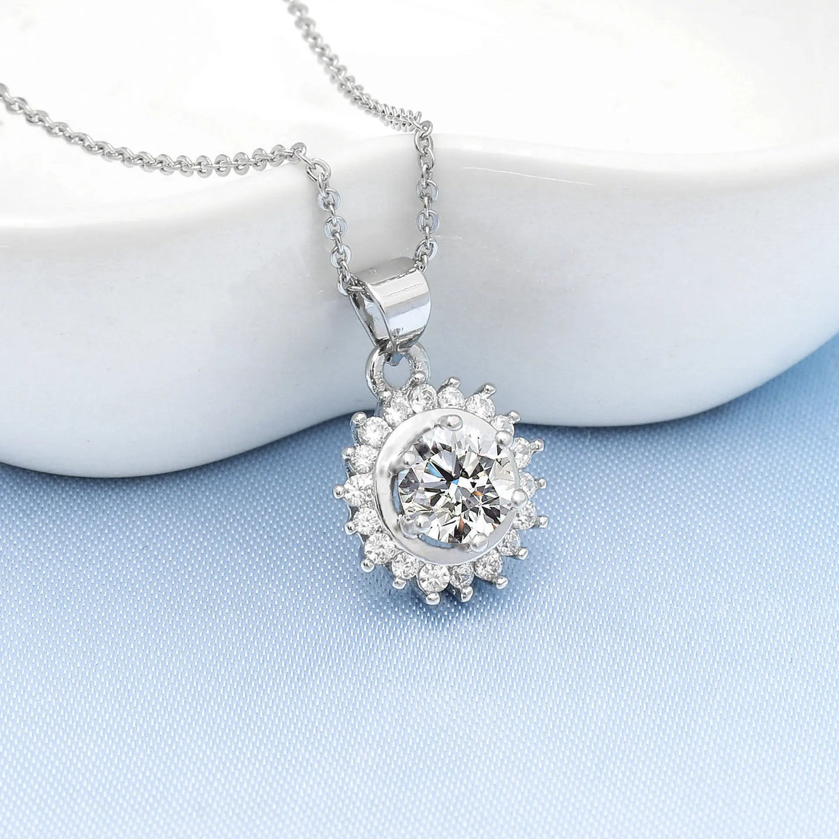 NEW 925 Sterling Silver Necklace For Women Round Pendent Sparkling Pave CZ Necklace Fashion Anniversary Birthday Jewelry Gifts