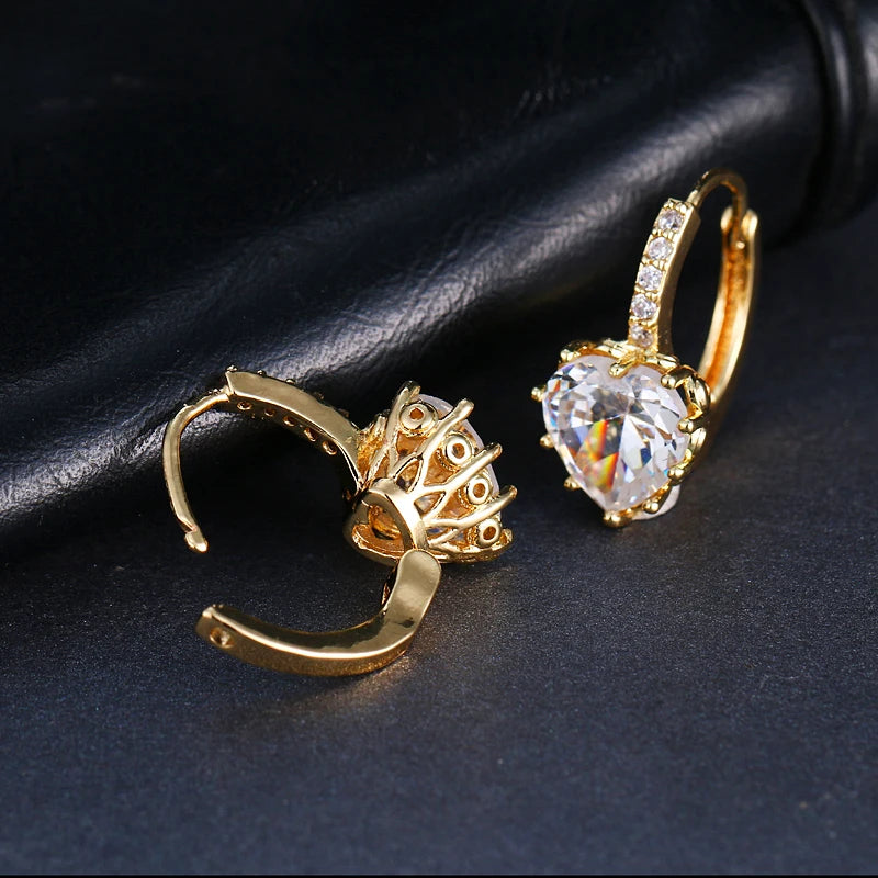 SUGO Classic Fashion Cost-effective Heart-shape High Quality Zirconia Hoop Earrings for Trend Women Lovely Birthday Jewelry Gift