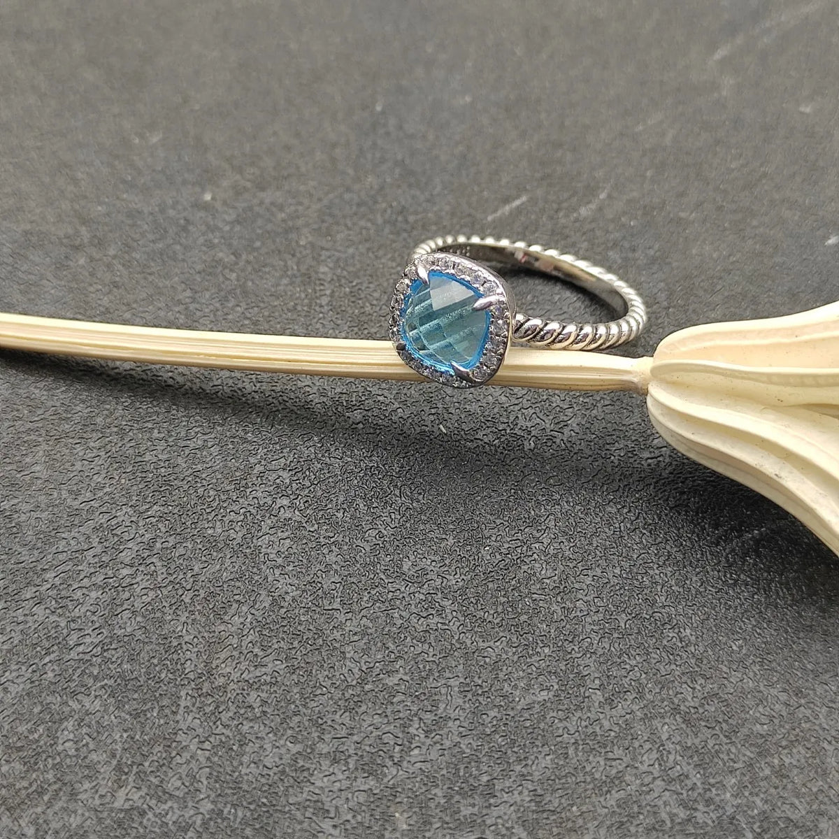 2026 New High Quality Rings Collection Refined Exquisite Perfect for Any Occasion Suitable for Both Men and Women 2