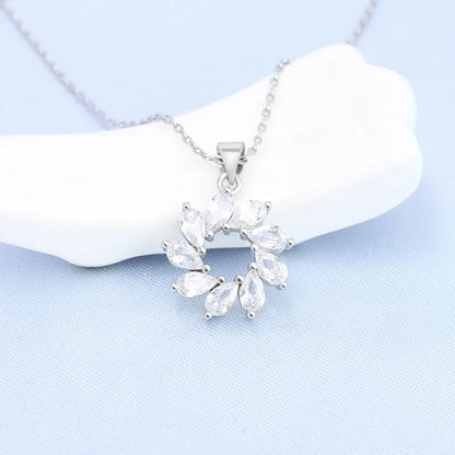 NEW 925 Sterling Silver Necklace For Women Round Pendent Sparkling Pave CZ Necklace Fashion Anniversary Birthday Jewelry Gifts
