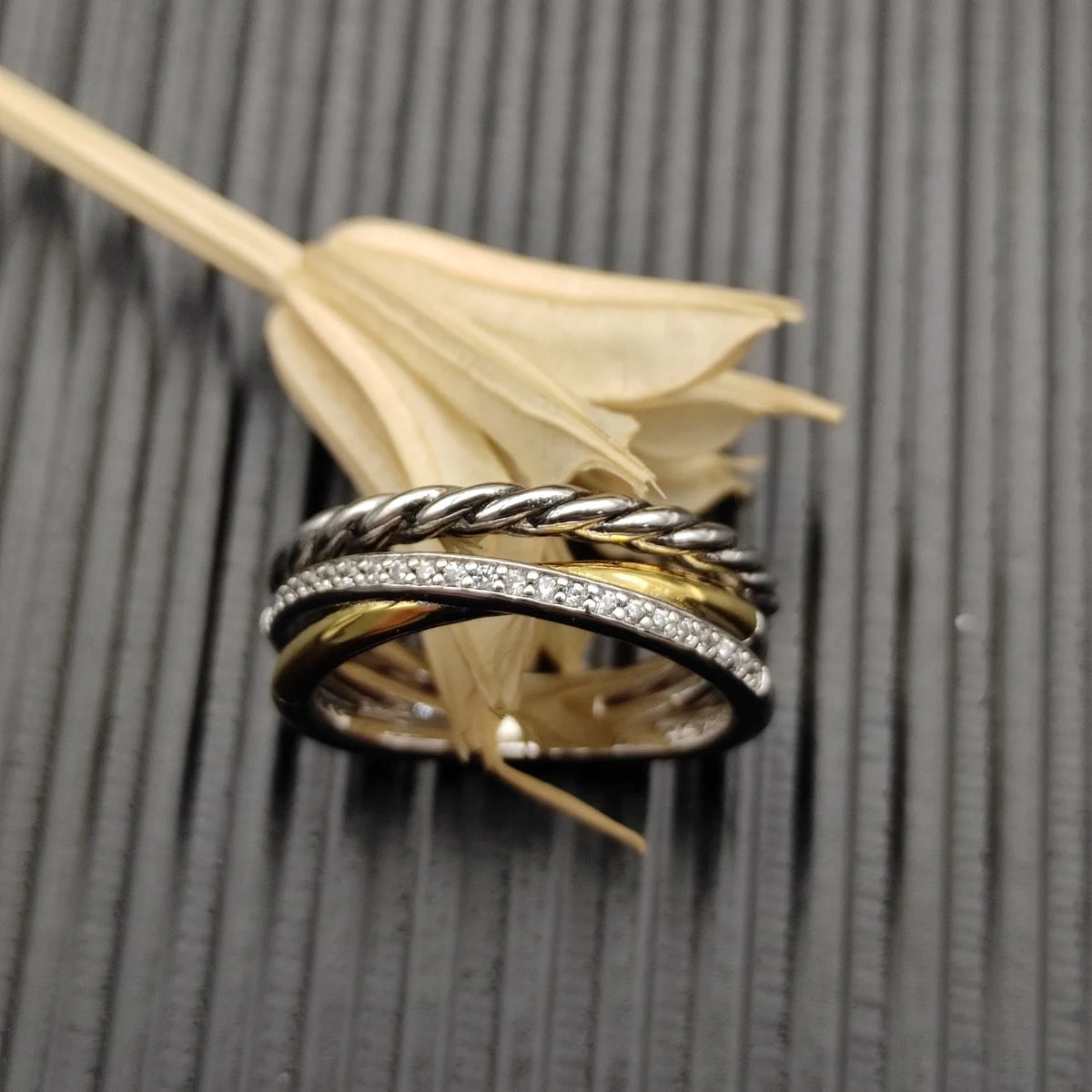 2026 New High Quality Rings Collection Refined Exquisite Perfect for Any Occasion Suitable for Both Men and Women 2