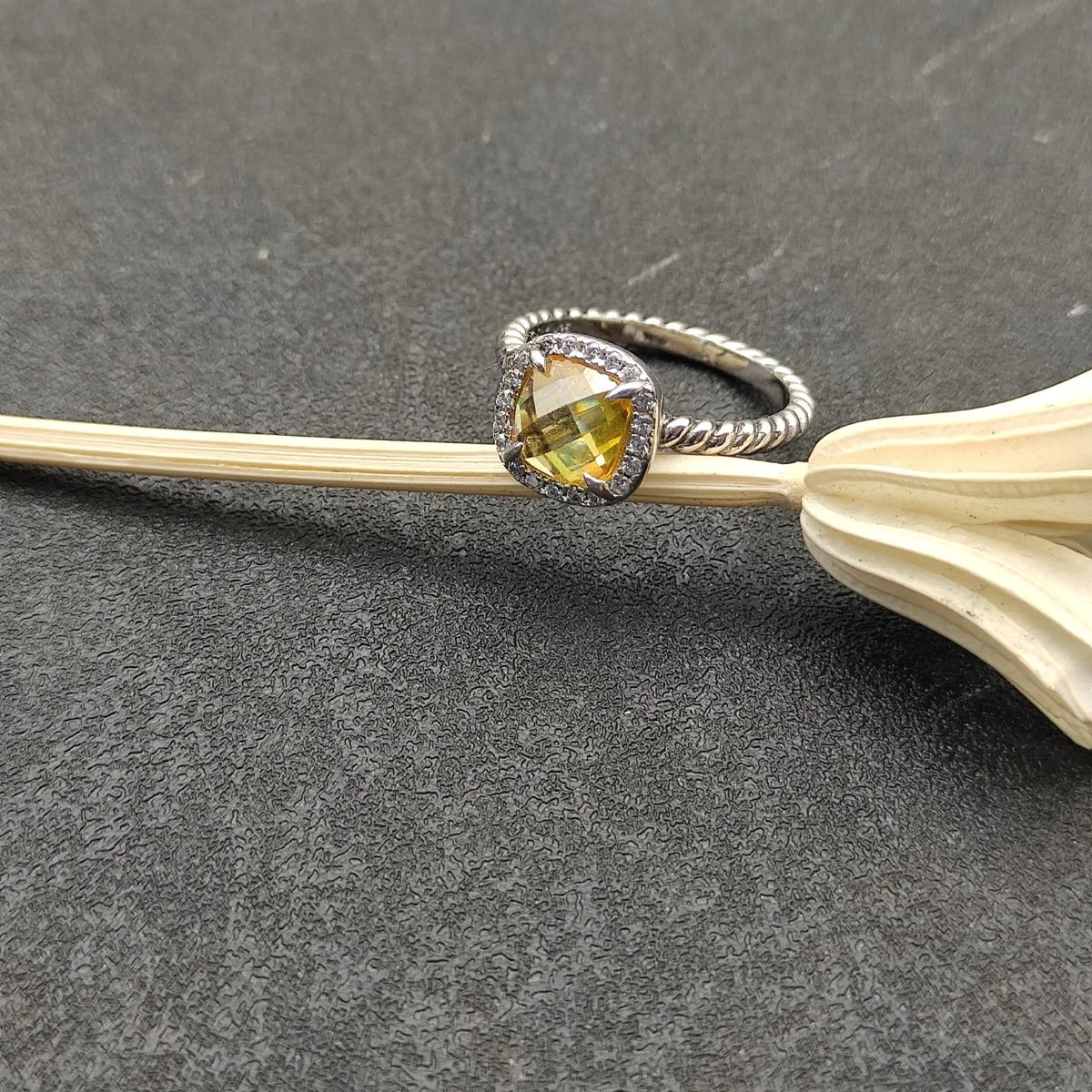 2026 New High Quality Rings Collection Refined Exquisite Perfect for Any Occasion Suitable for Both Men and Women 2