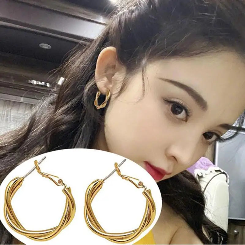 925 Silver Needle Korean Big Elegant Earrings For Woman Metal Jewelry 2026 Trending Vintage Geometric Women's Earrings Z40