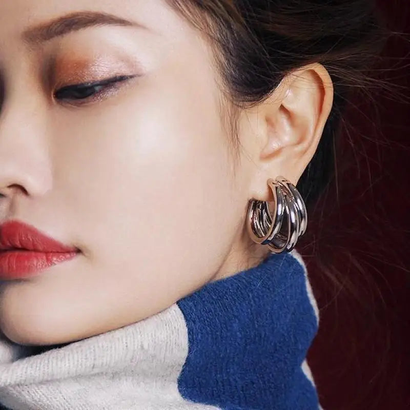 925 Silver Needle Korean Big Elegant Earrings For Woman Metal Jewelry 2026 Trending Vintage Geometric Women's Earrings Z40