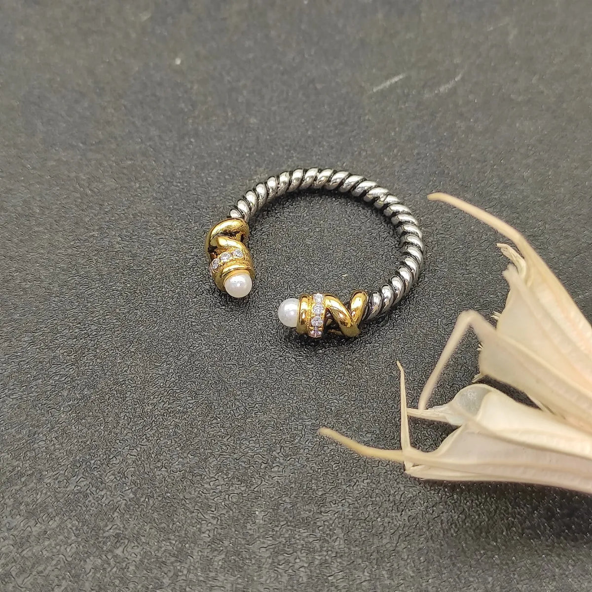 2026 New High Quality Rings Collection Refined Exquisite Perfect for Any Occasion Suitable for Both Men and Women 2