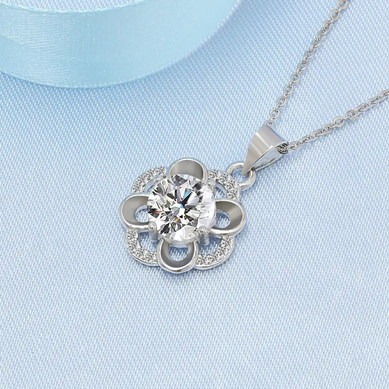 NEW 925 Sterling Silver Necklace For Women Round Pendent Sparkling Pave CZ Necklace Fashion Anniversary Birthday Jewelry Gifts