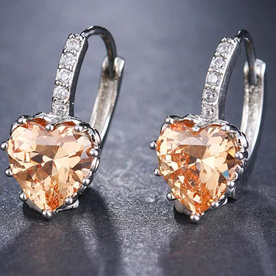 SUGO Classic Fashion Cost-effective Heart-shape High Quality Zirconia Hoop Earrings for Trend Women Lovely Birthday Jewelry Gift
