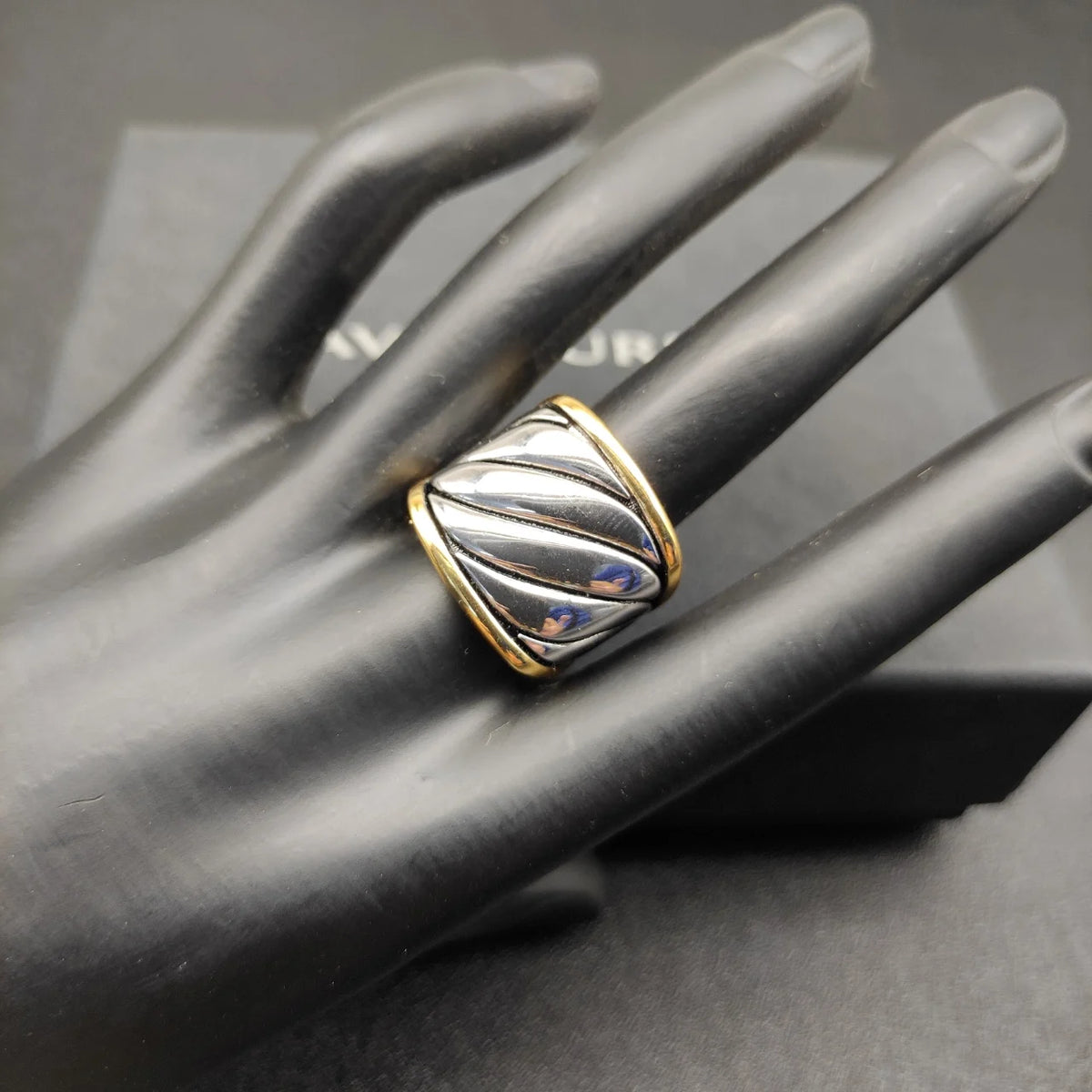 2026 New High Quality Rings Collection Refined Exquisite Perfect for Any Occasion Suitable for Both Men and Women 2